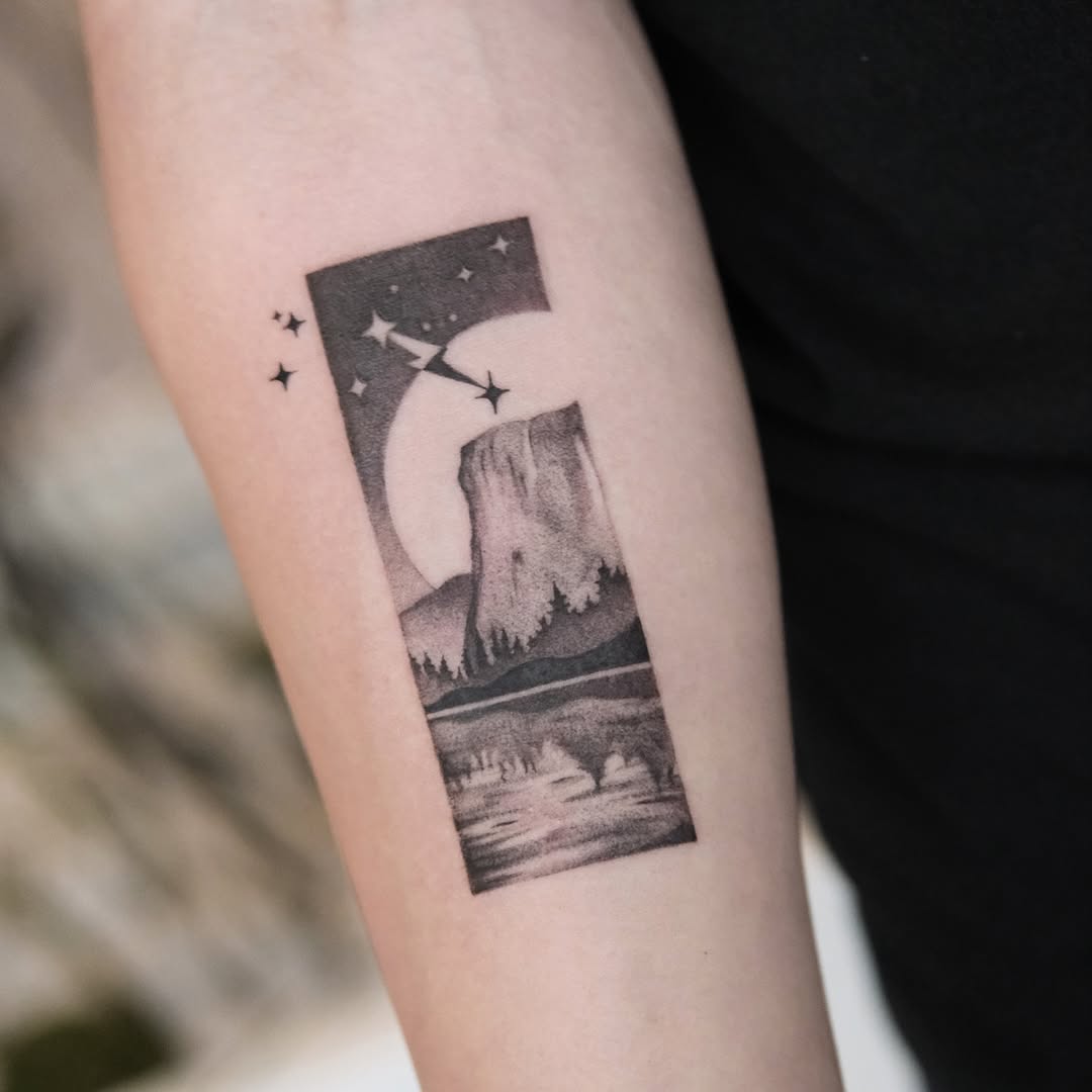 Tattoo by @graydient.inks β illustrative, black_and_grey
