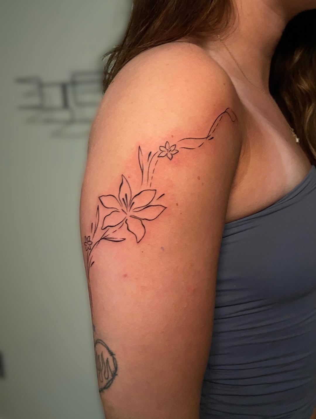 Tattoo by @ezra_tats — fine_line