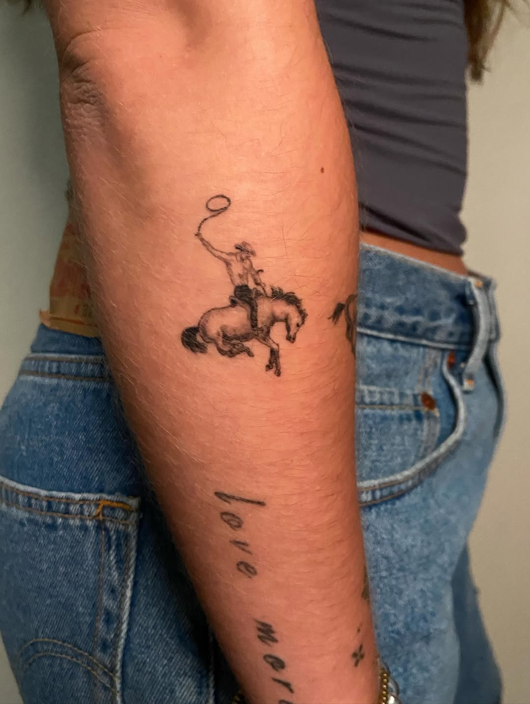 Tattoo by @ezra_tats — fine_line