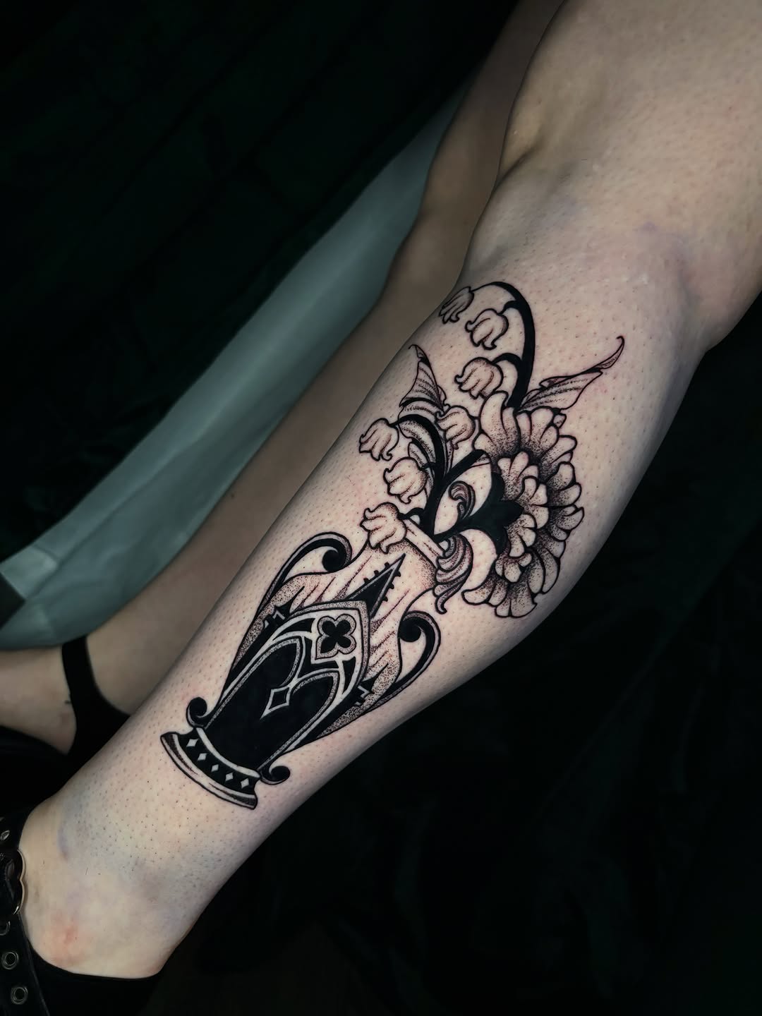 Tattoo by @call.me.crybabyy — blackwork, dotwork