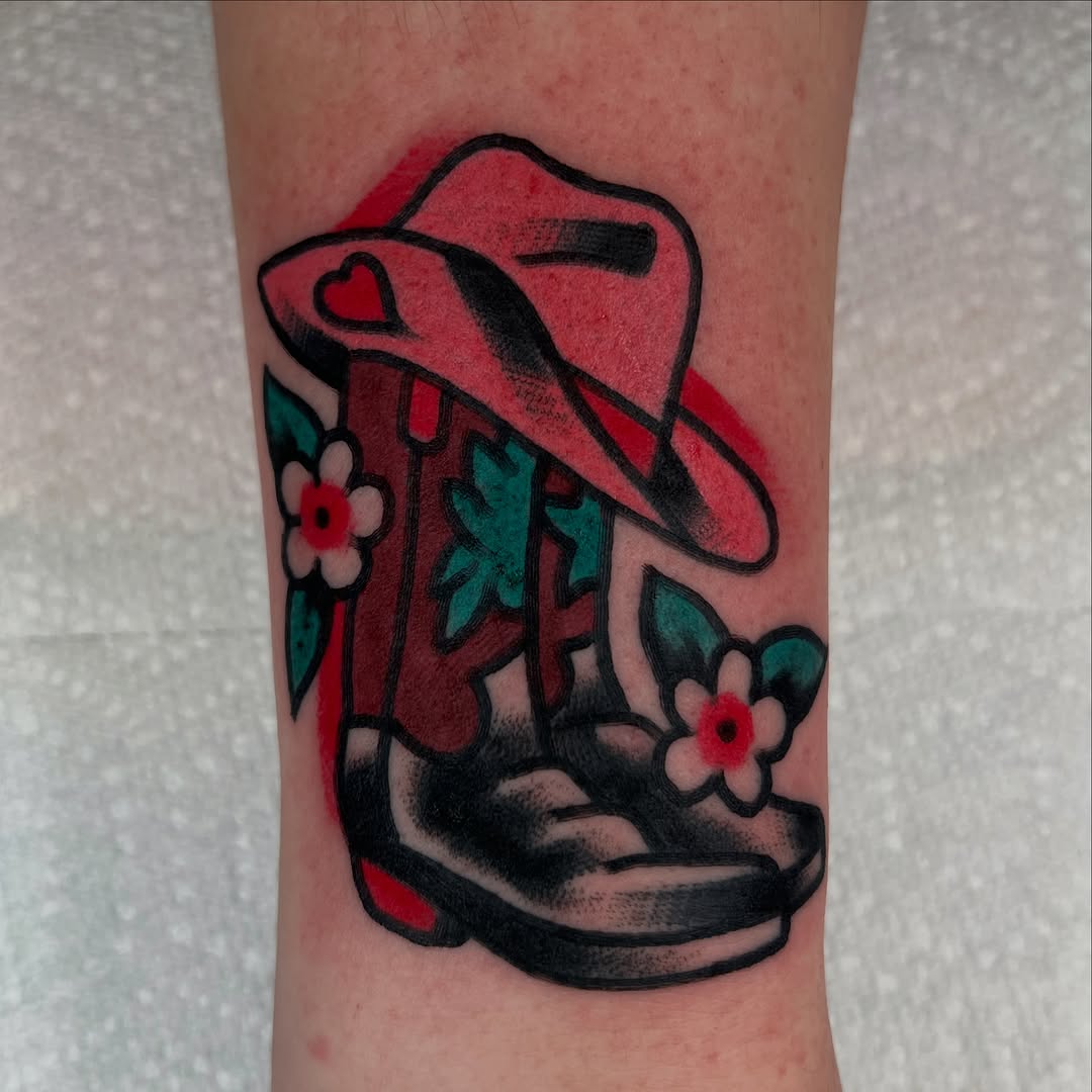 Tattoo by @joecorraltattooer โ american_traditional