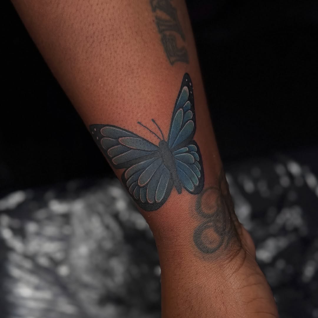 Tattoo by @divi.nediamonds — realism, black_and_grey