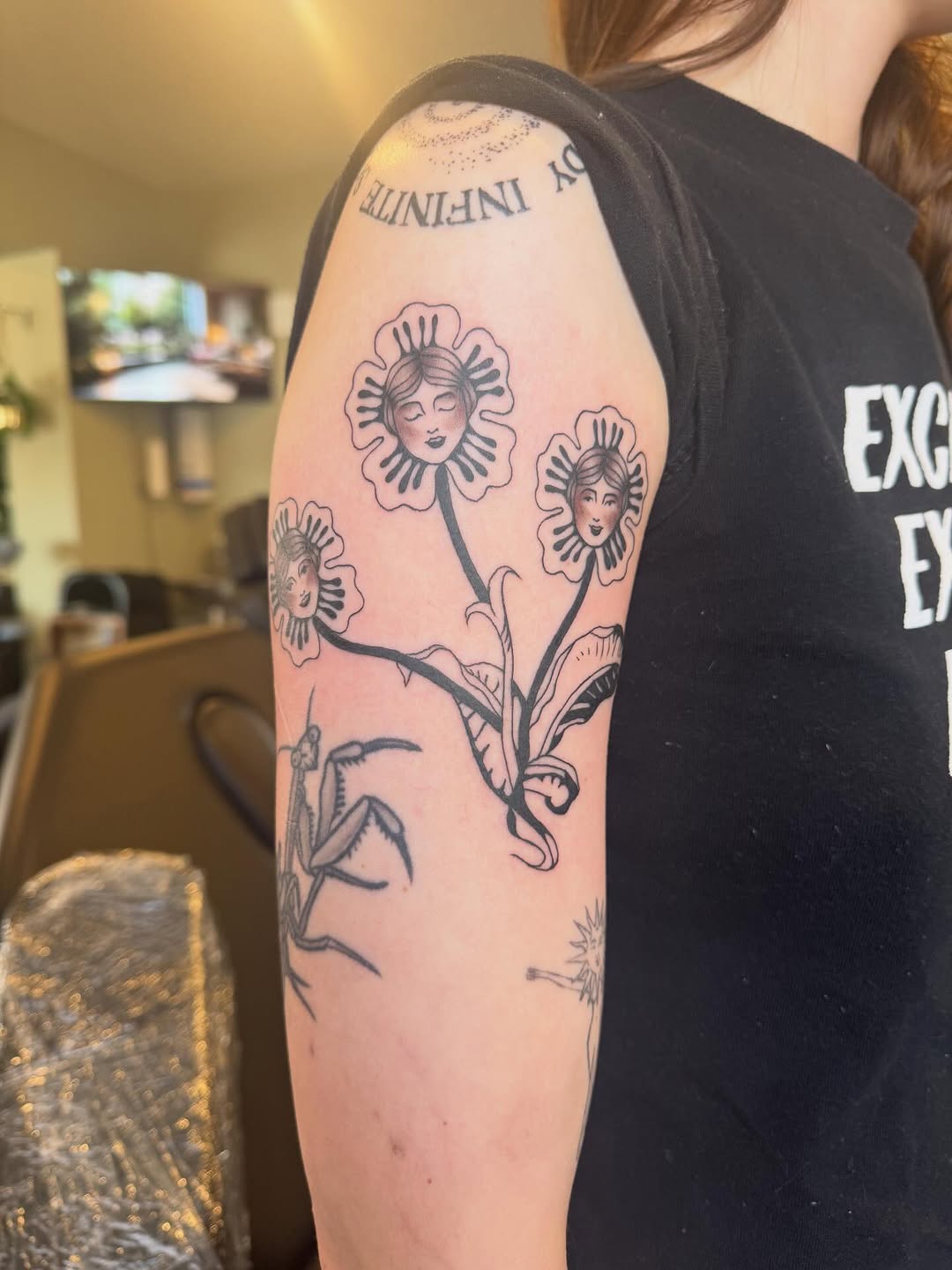 Tattoo by @artem.tattoos — american_traditional, fine_line