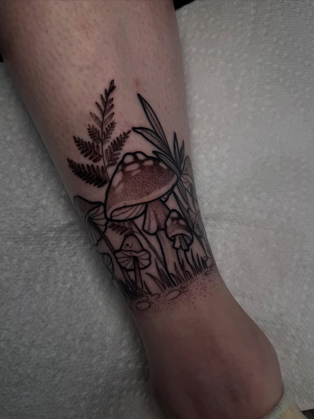 Tattoo by @cactihannah — dotwork