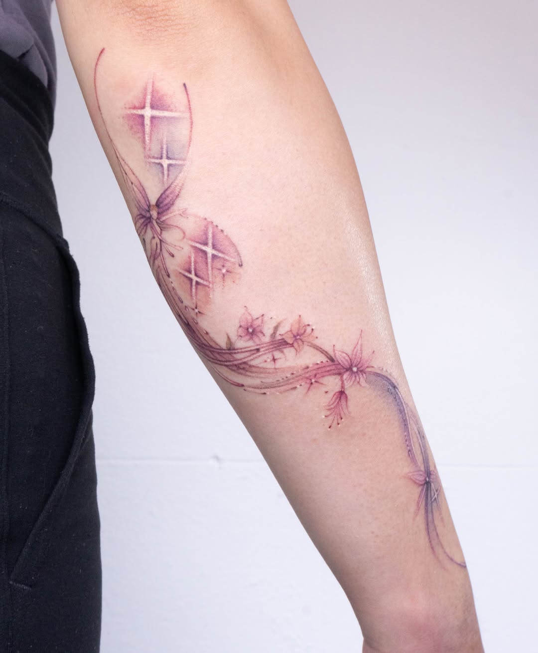 Tattoo by @gracillustrates — fine_line, watercolor