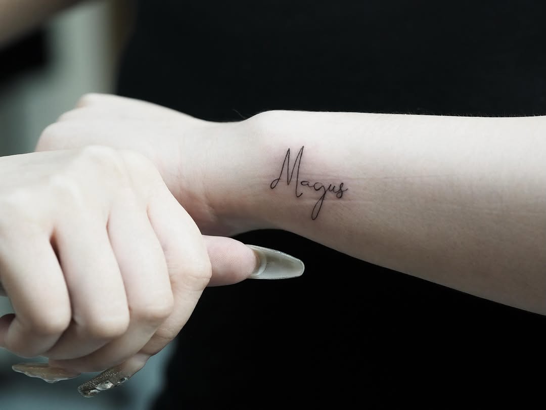 Tattoo by @arinyatatt.2 — lettering_script, fine_line
