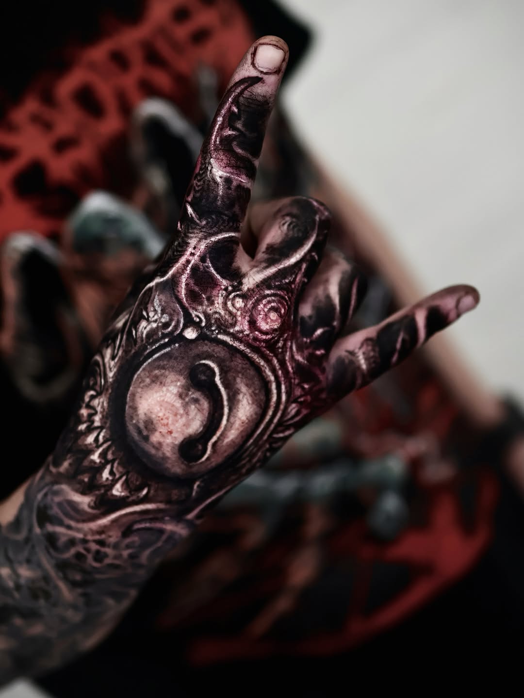 Tattoo by @kwannew_ โ blackwork, dark_realism