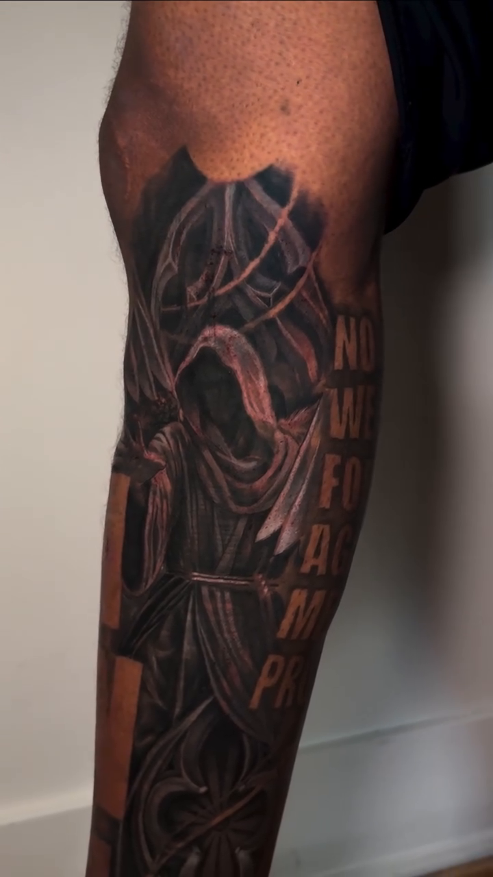 Tattoo by @osotatz โ black_and_grey