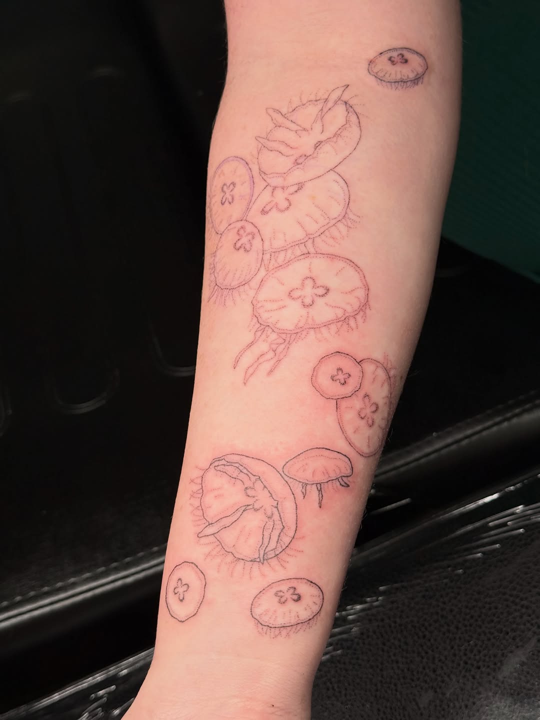 Tattoo by @jademycelia β dotwork