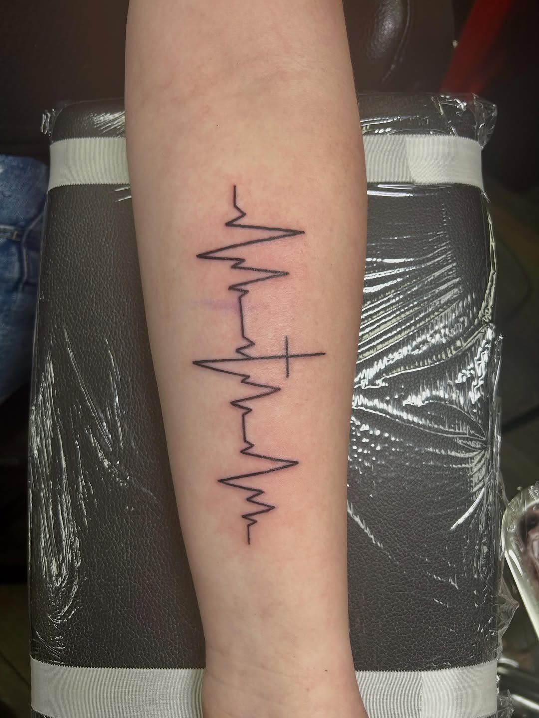 Tattoo by @boylazarustattoo — fine_line, minimalist