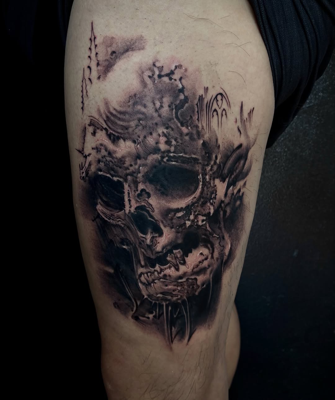 Tattoo by @roberthernandeztattoos — blackwork, dark_realism