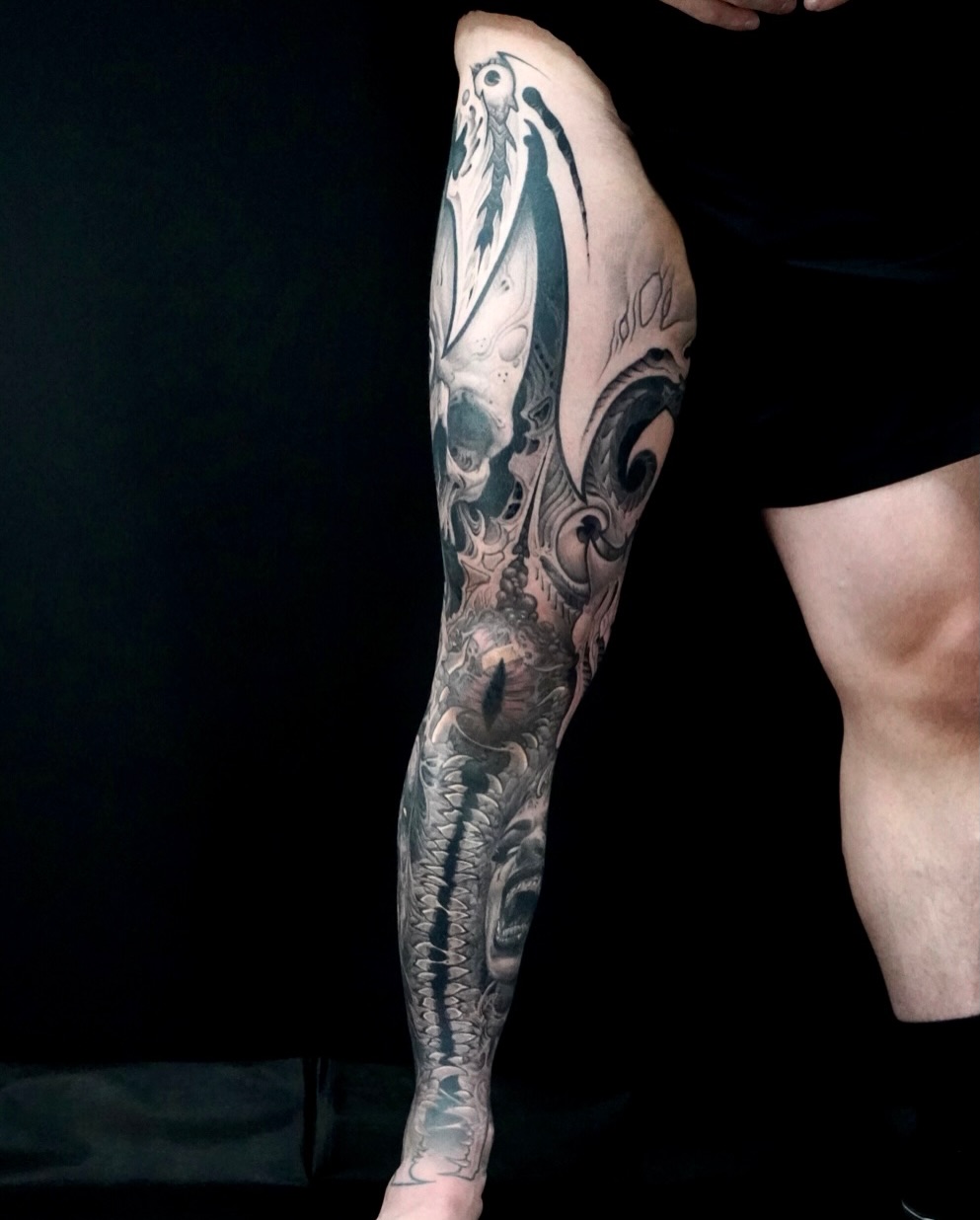 Tattoo by @tony.cruz.tattoo — realism, dark_realism