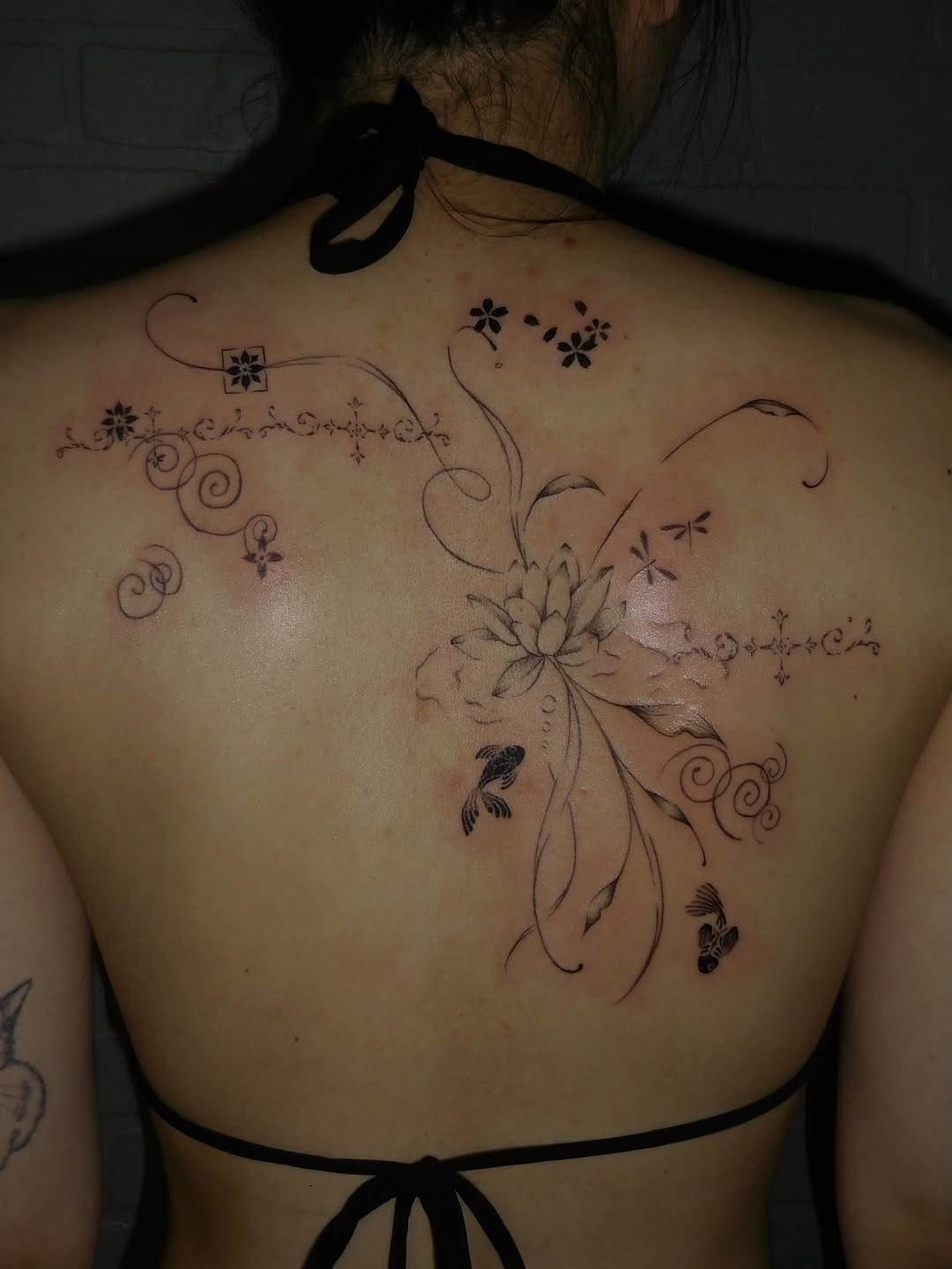 Tattoo by @vaehinked — fine_line, illustrative