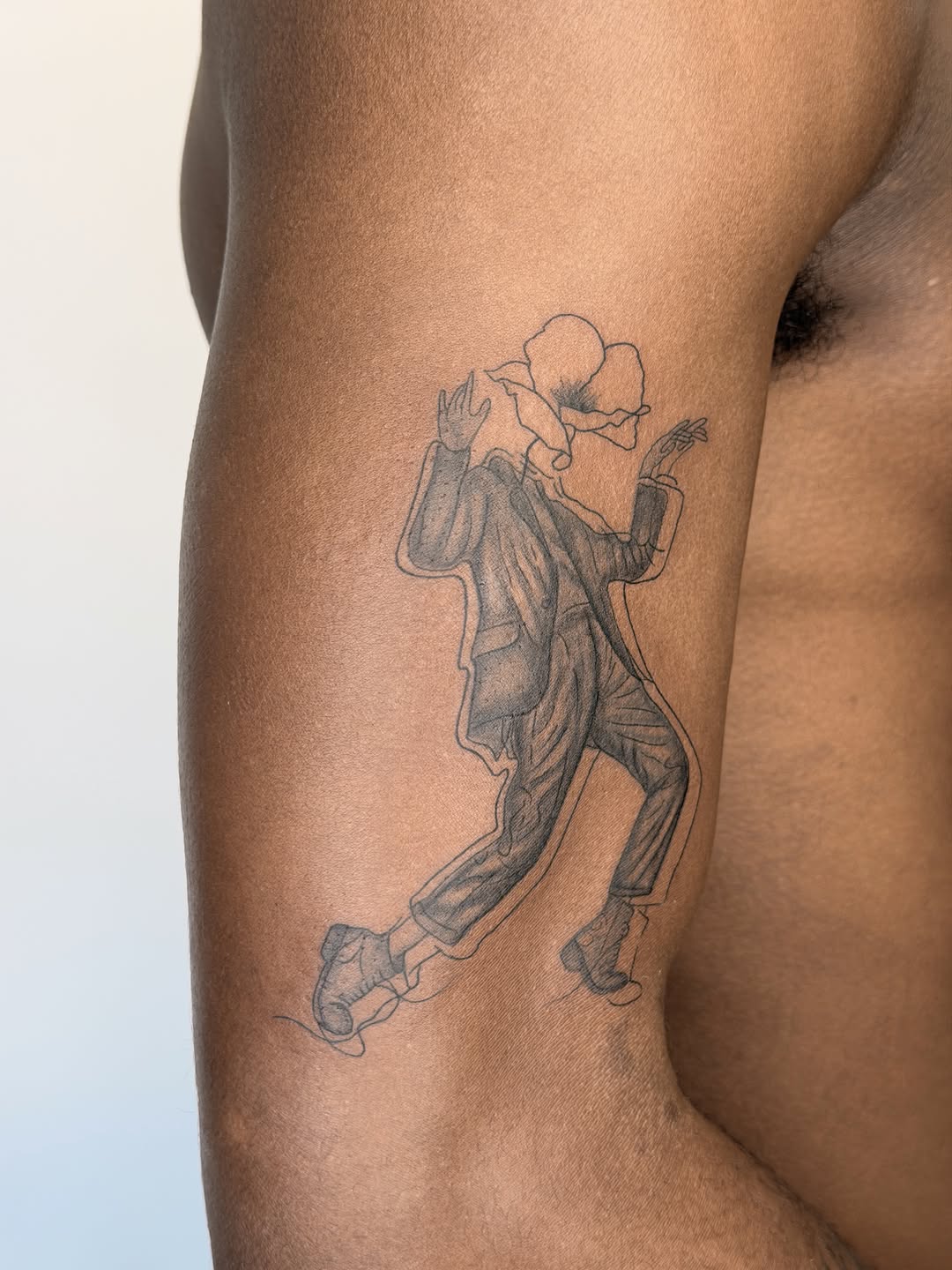 Tattoo by @neomaia.ink — fine_line, illustrative