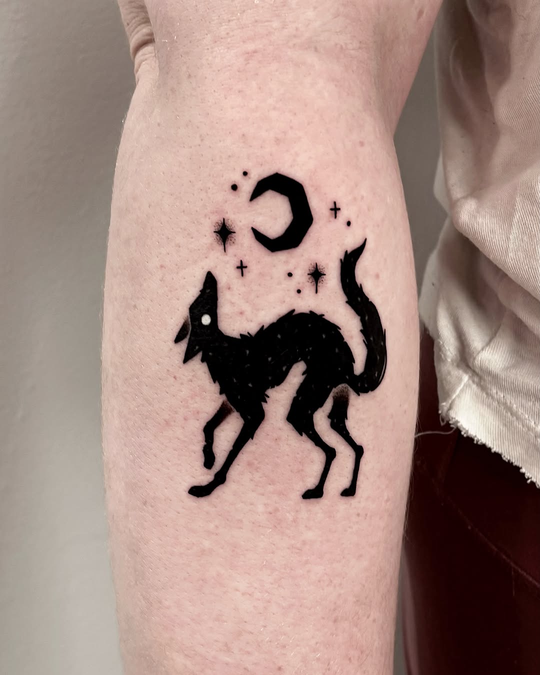 Tattoo by @bako.tattoo โ blackwork, illustrative
