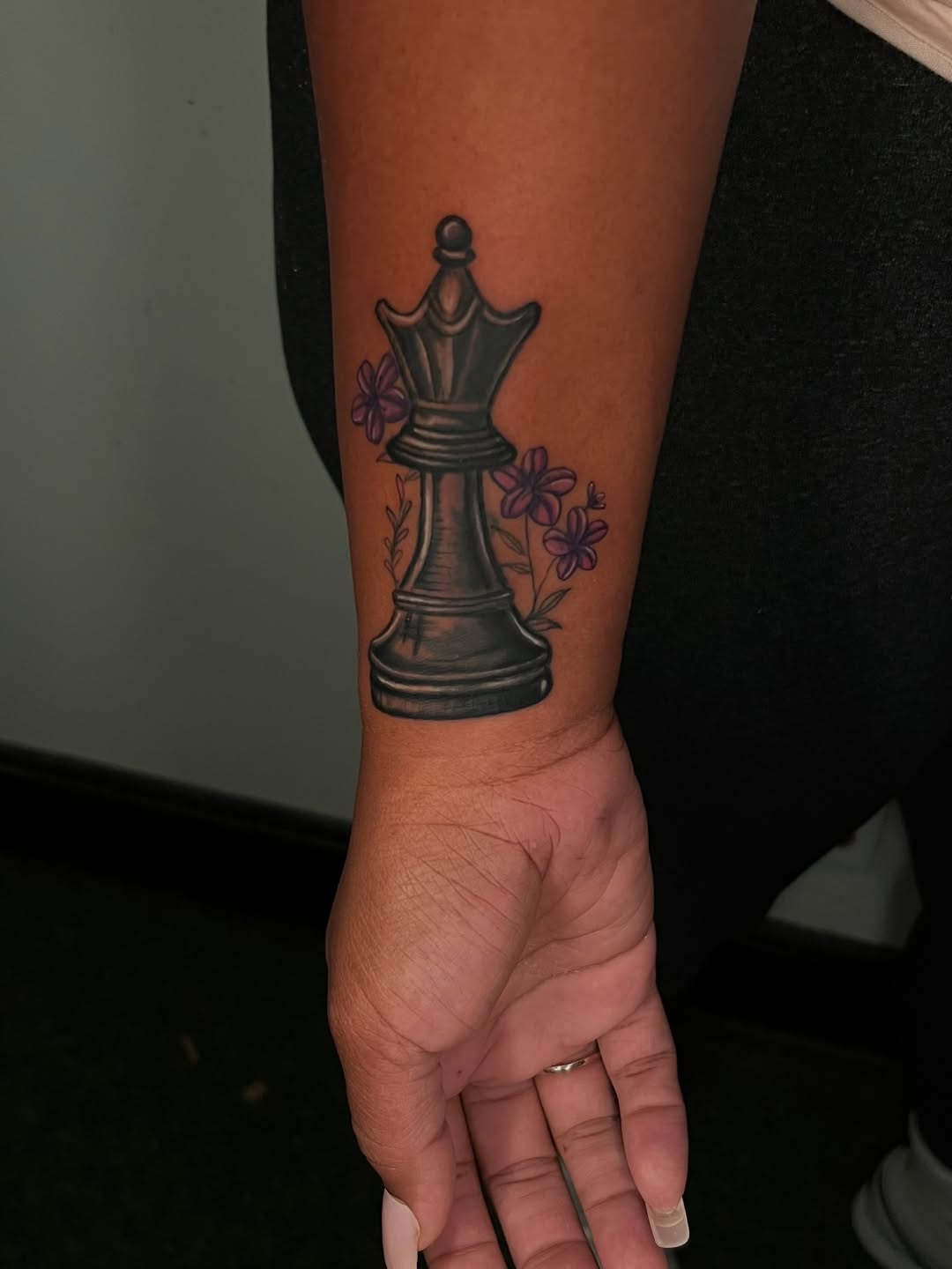 Tattoo by @unknwn.inkartistry — black_and_grey
