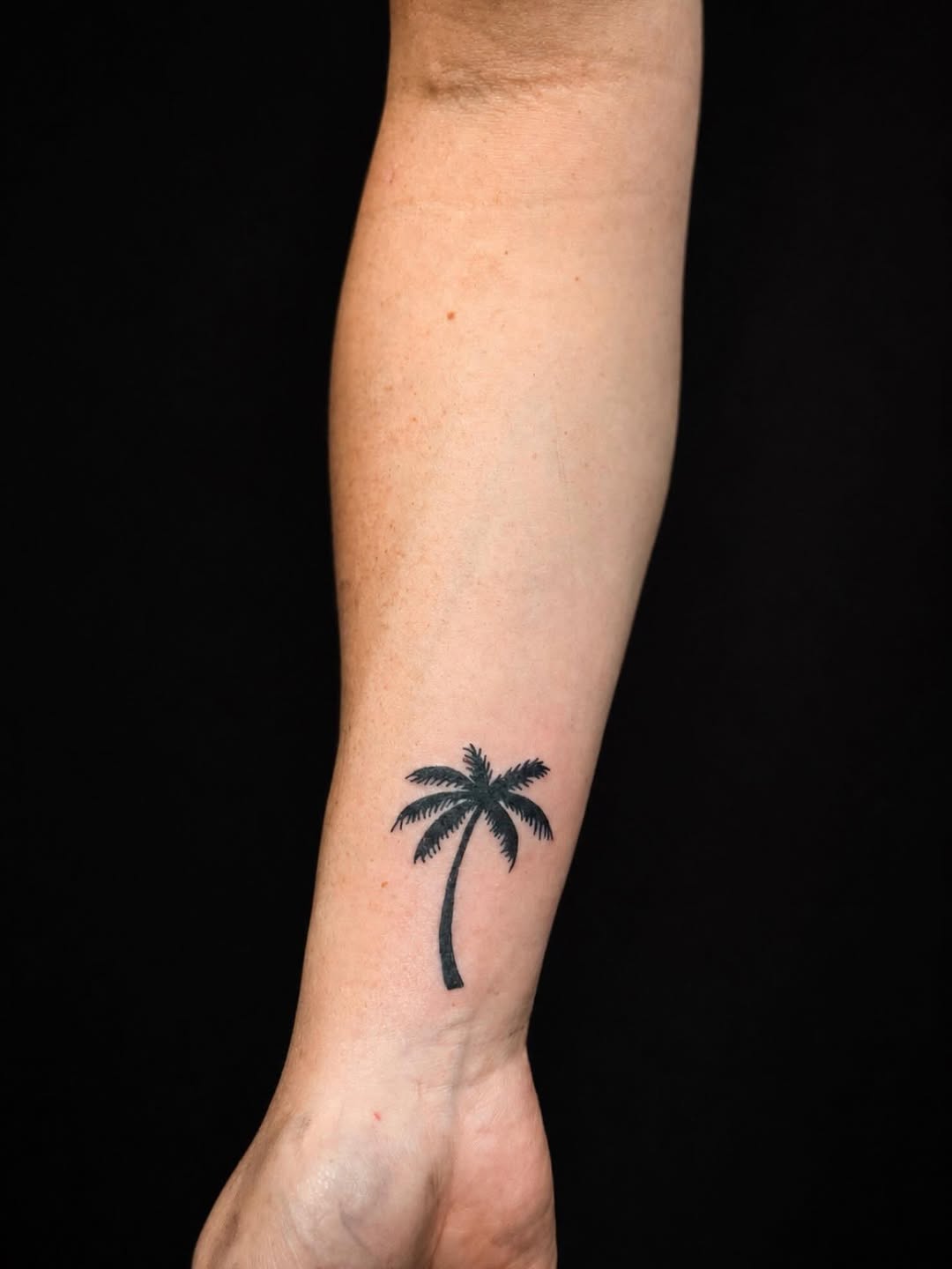 Tattoo by @dfineink — fine_line