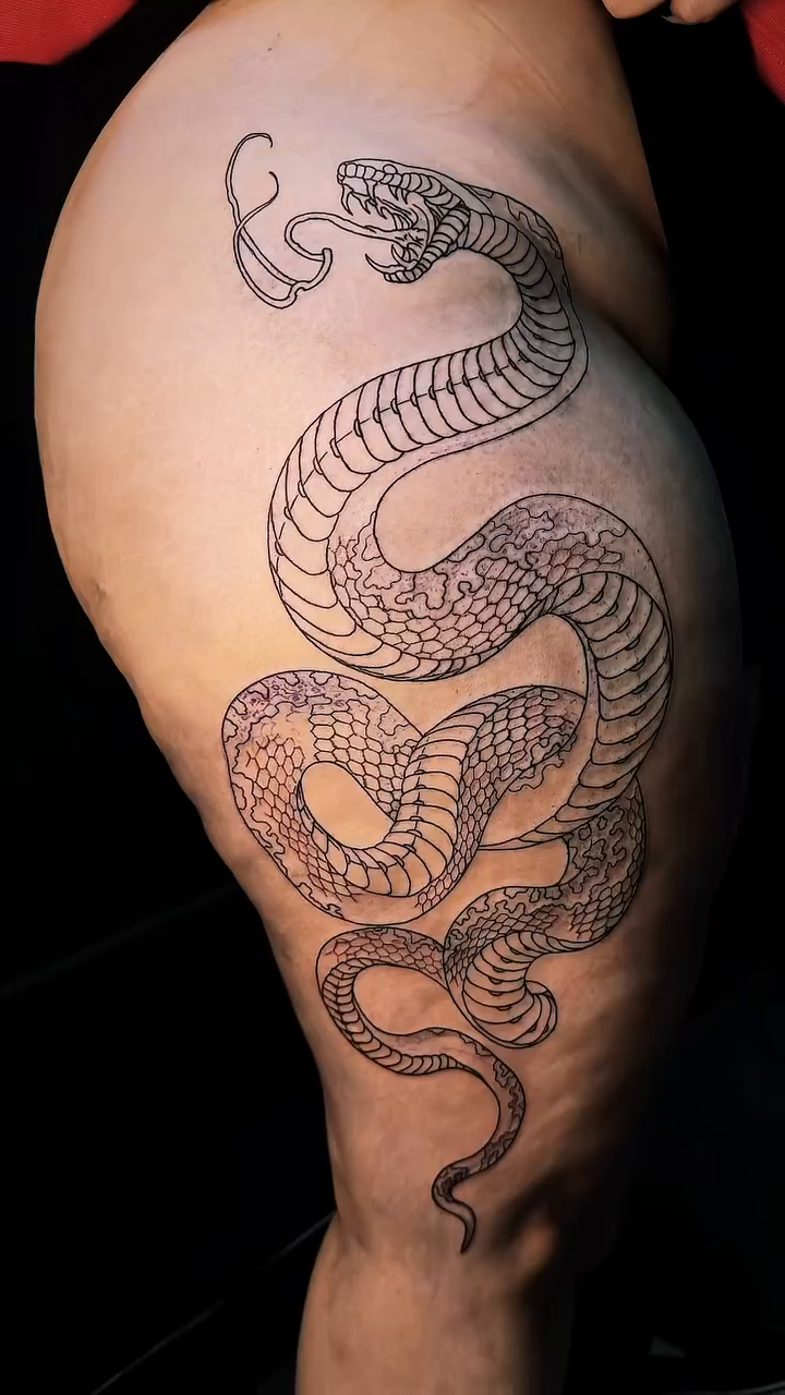 Tattoo by @mac.tatts โ black_and_grey, realism