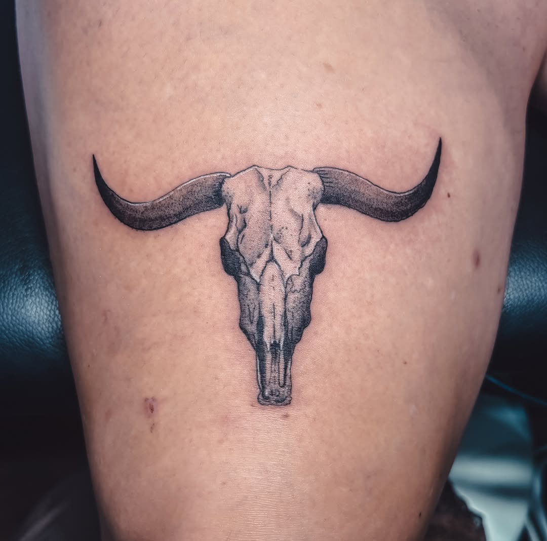 Tattoo by @inkdbyliz — realism, black_and_grey