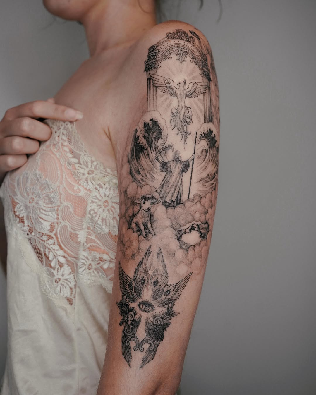 Tattoo by @yeonji_heart โ illustrative, black_and_grey