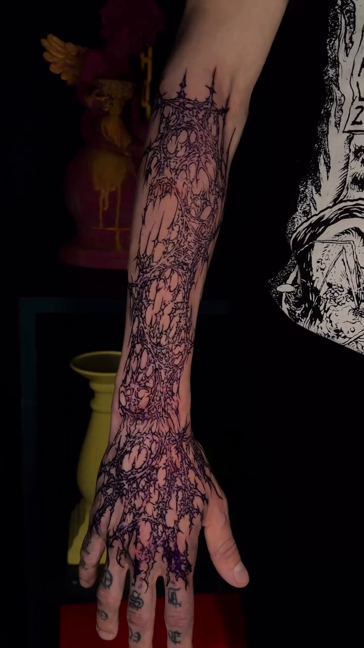 Tattoo by @cybervadik โ blackwork, illustrative