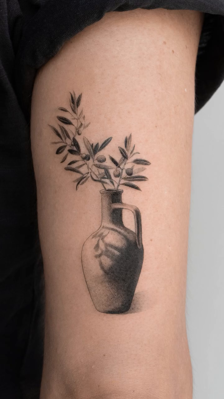 Tattoo by @lemontreeink — realism, black_and_grey