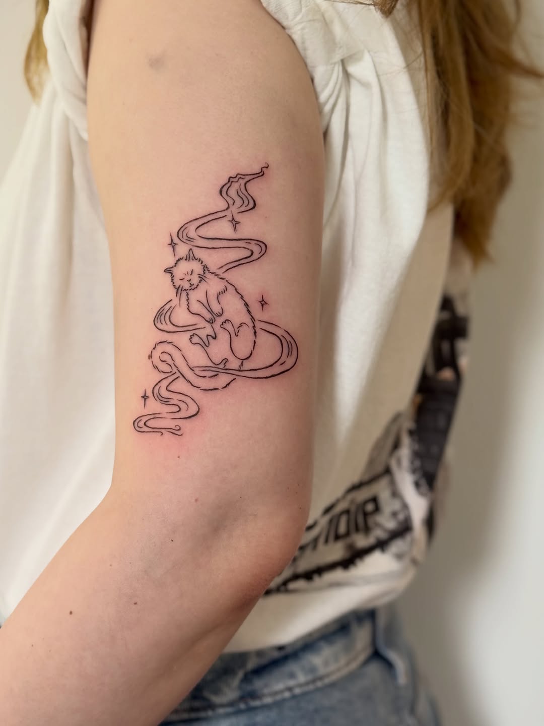 Tattoo by @tattoo.meg — fine_line