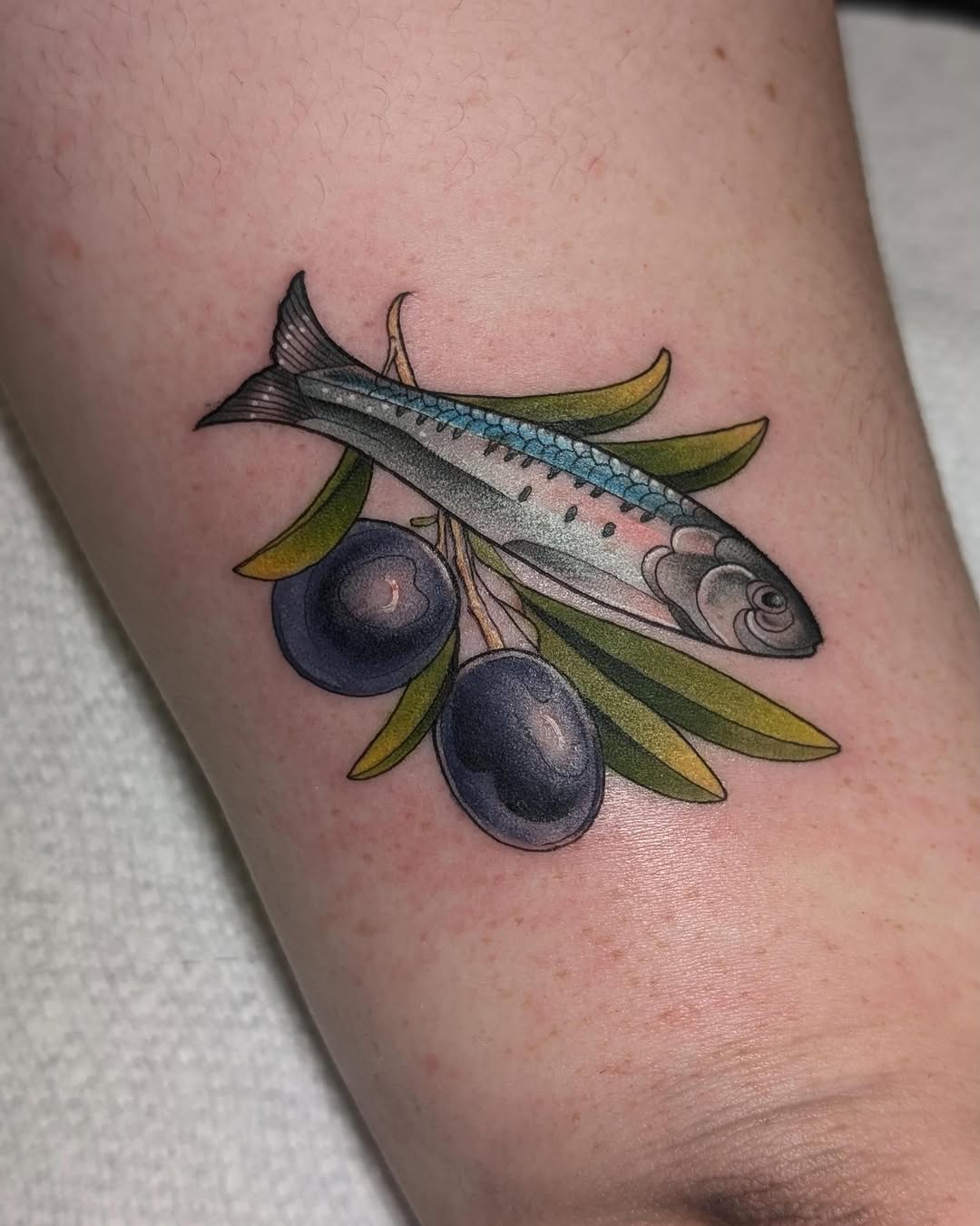 Tattoo by @spritesup โ realism, fine_line