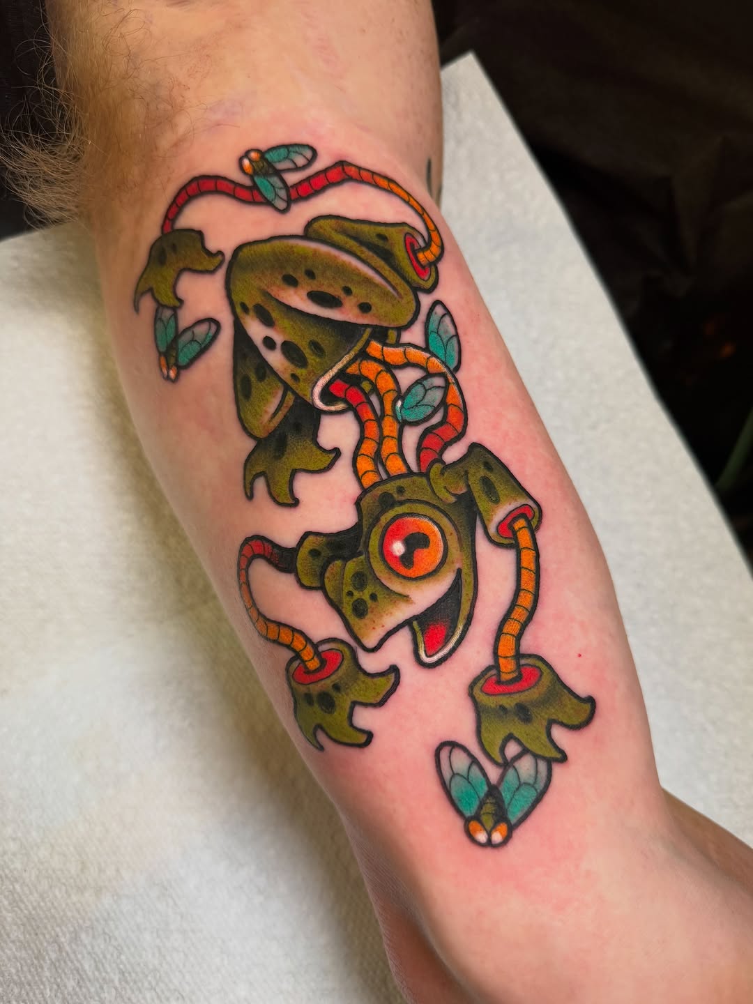 Tattoo by @_jesstattoos — illustrative, new_school