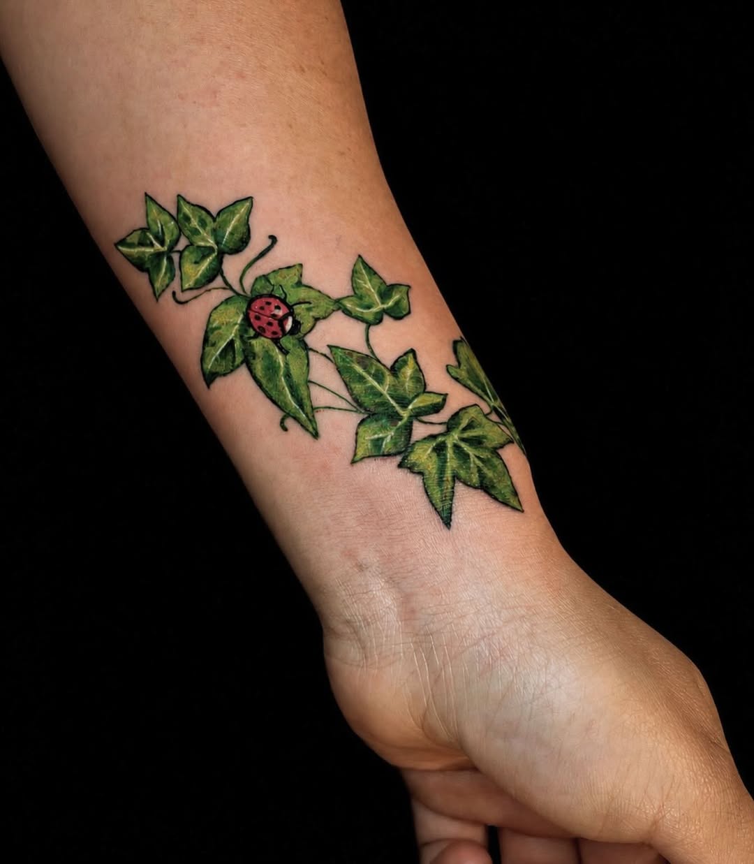 Tattoo by @liv.tats โ illustrative, realism
