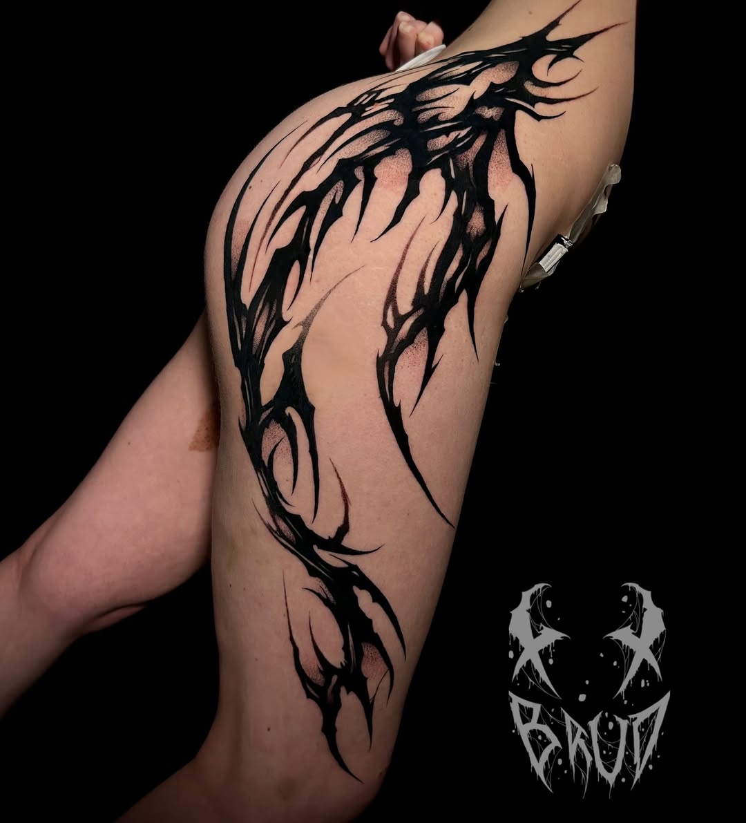 Tattoo by @brud.tattoo β blackwork, ornamental