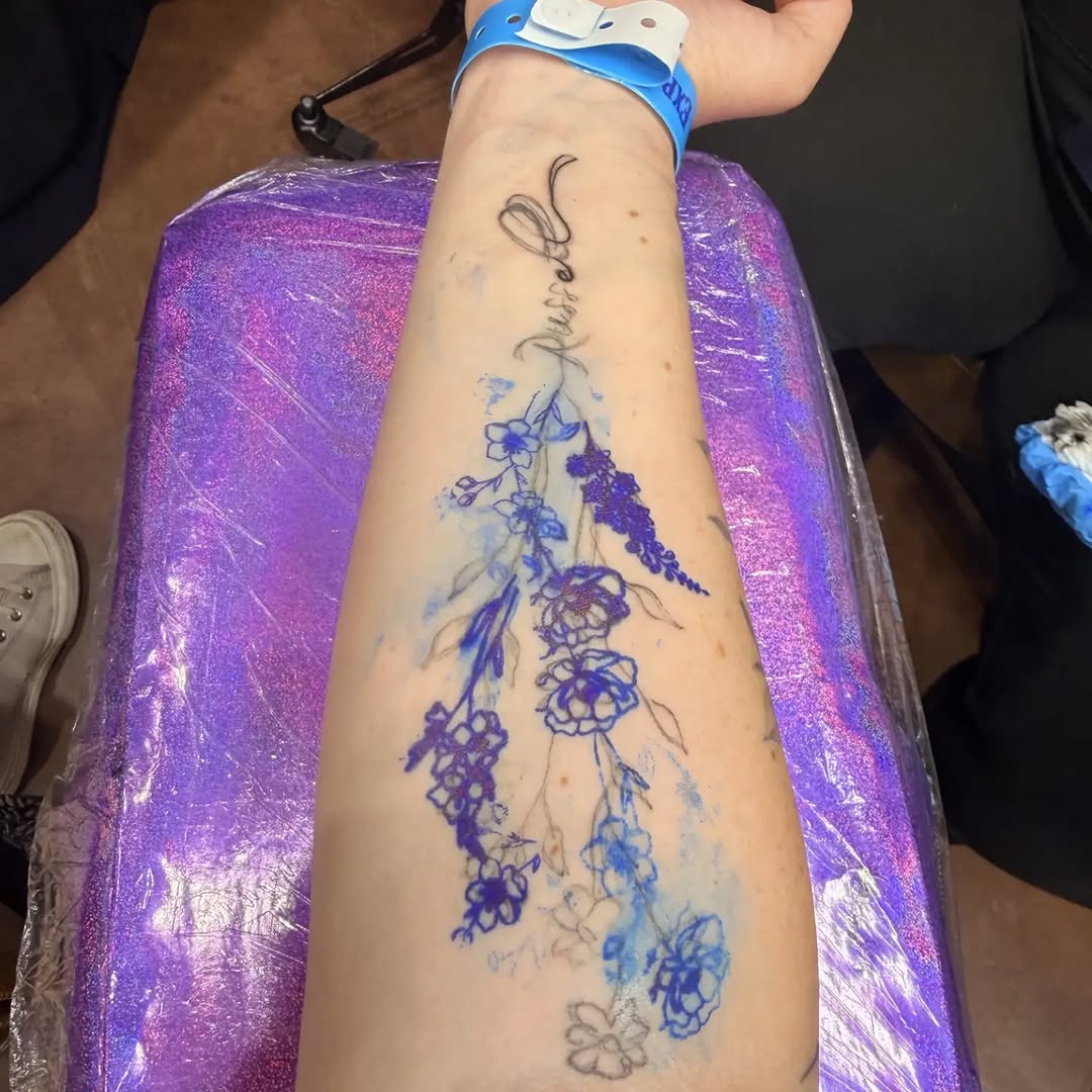 Tattoo by @sassyinktattoos — fine_line, watercolor