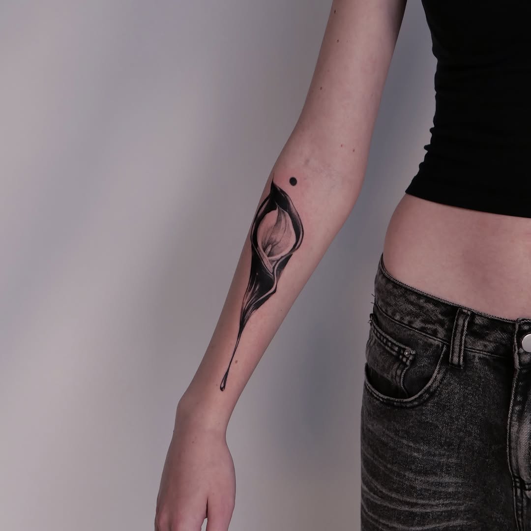 Tattoo by @themanedias — black_and_grey