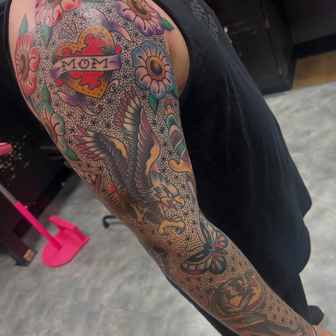 Tattoo by @robbdoodle — american_traditional, illustrative