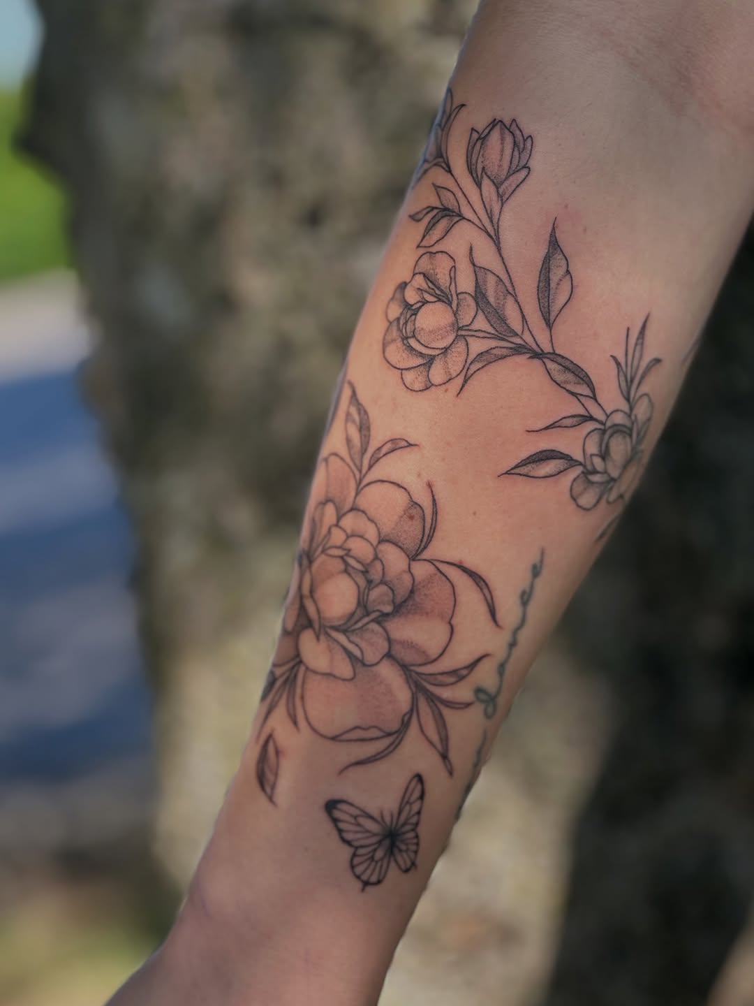 Tattoo by @natalierose.tattoo โ fine_line, black_and_grey