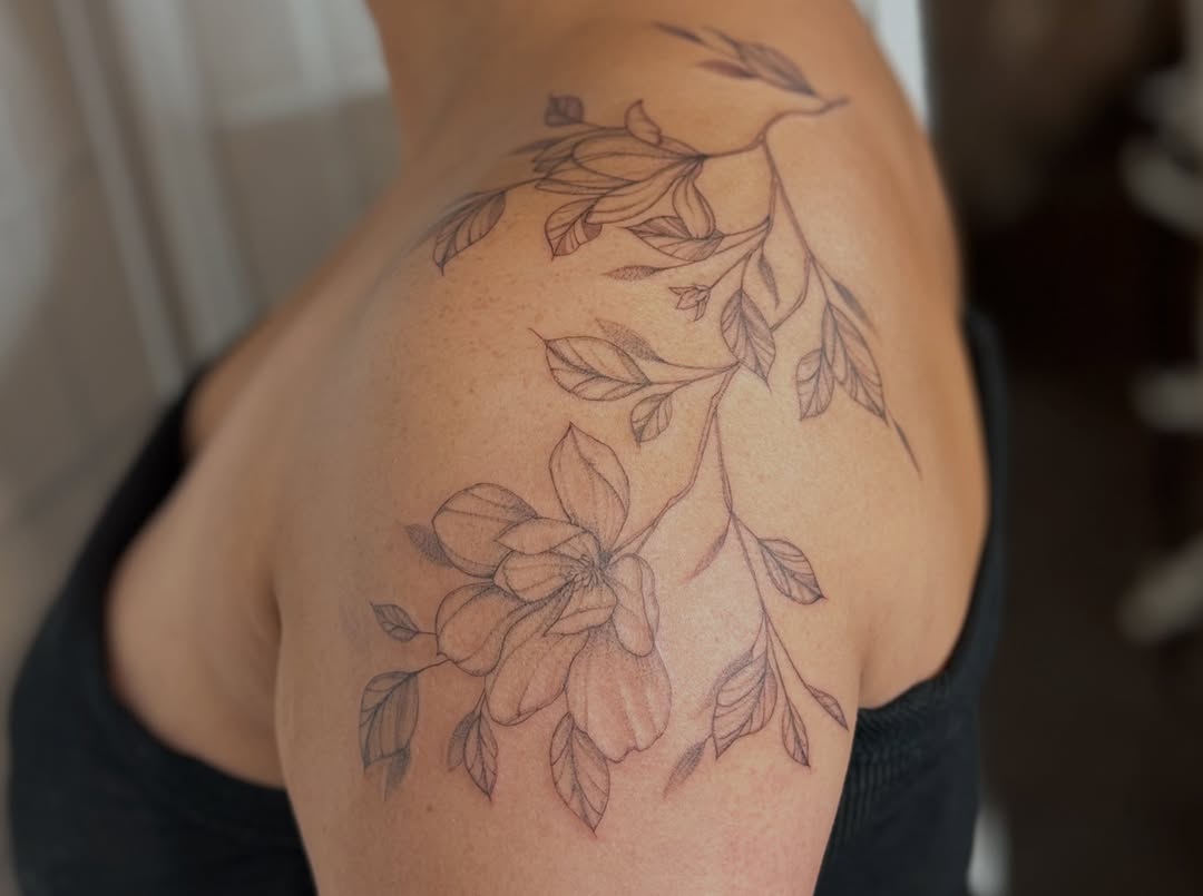 Tattoo by @dottedbydama — fine_line