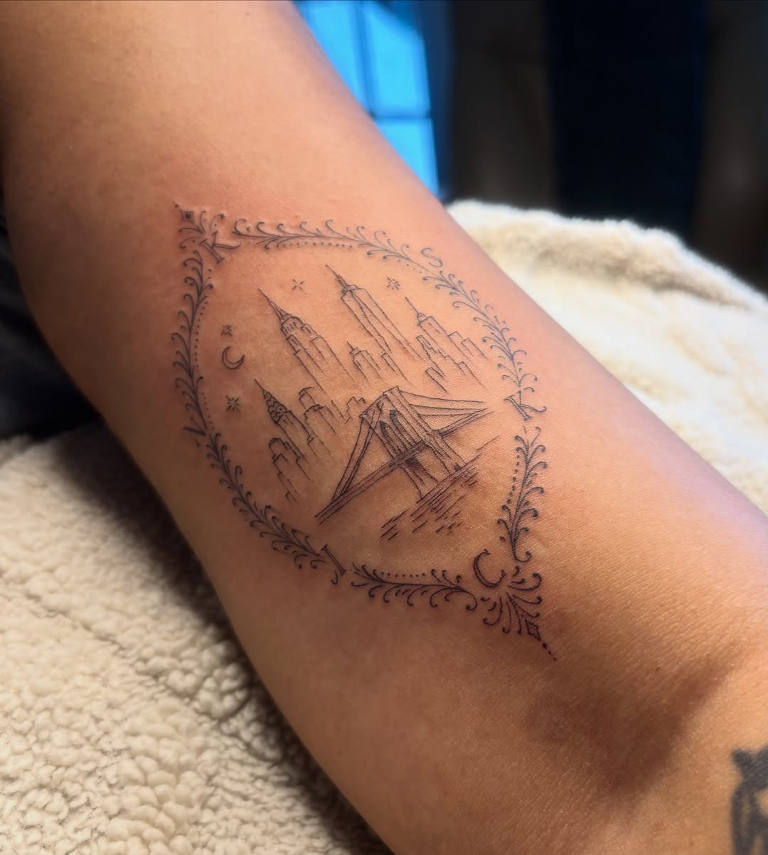 Tattoo by @secretlinetattoo — fine_line