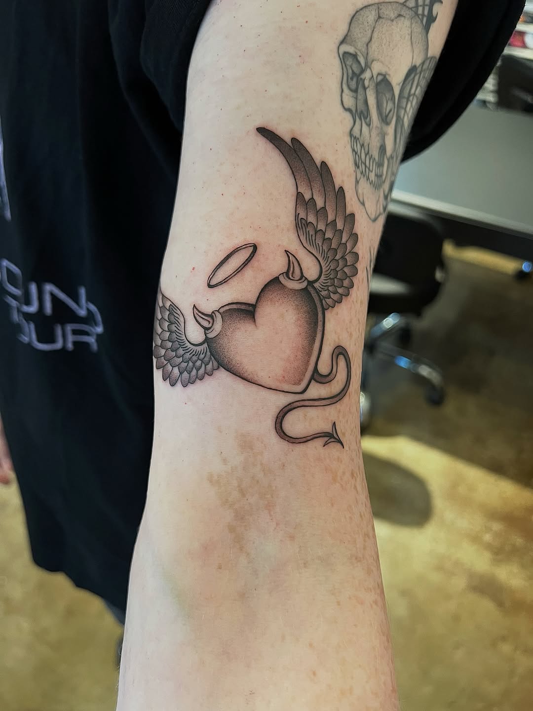 Tattoo by @mickeyycarlisle — american_traditional