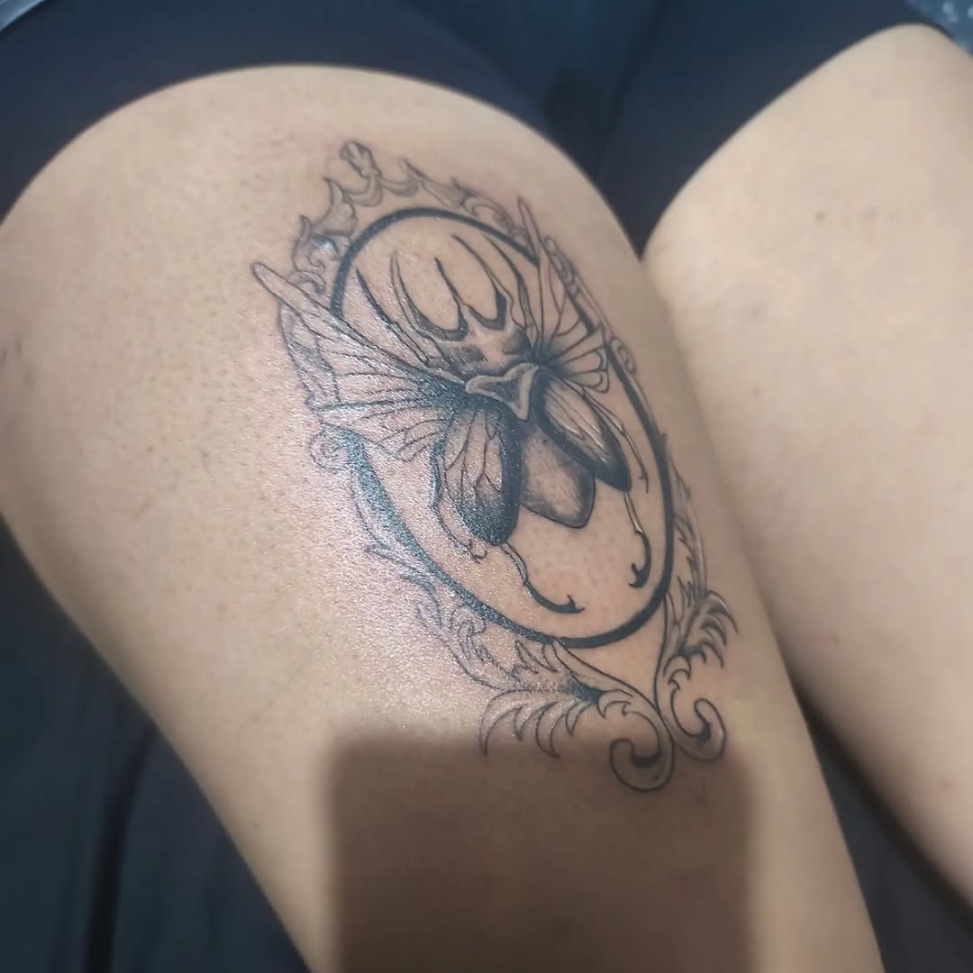 Tattoo by @mello_blue_tatto0 — black_and_grey, ornamental