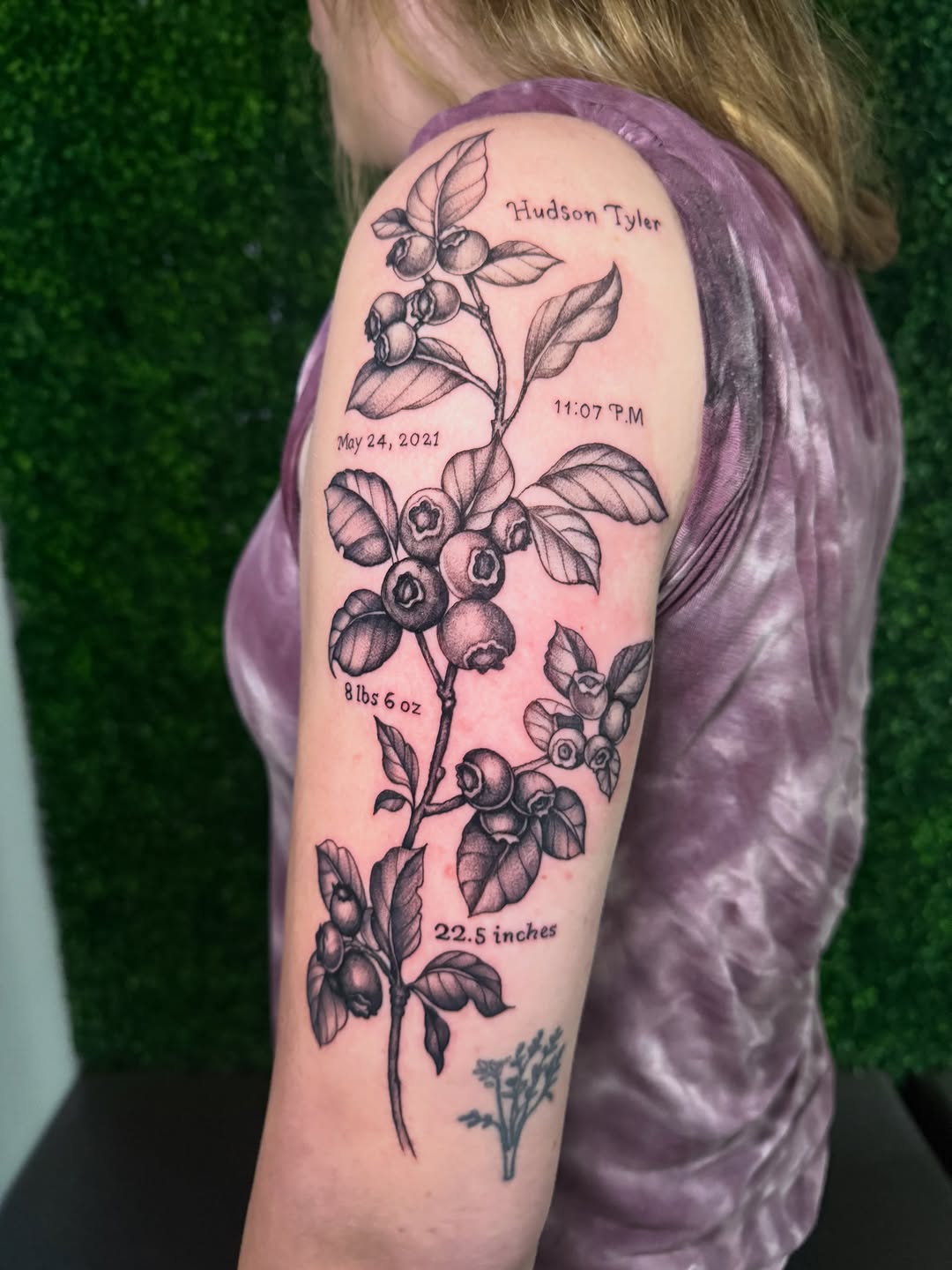 Tattoo by @prrtykitty.ink — fine_line, black_and_grey