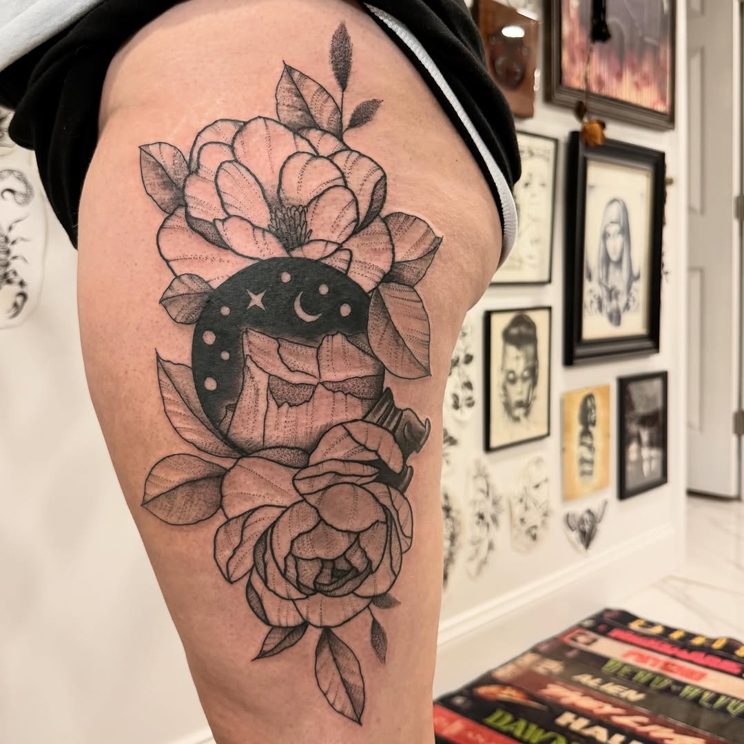 Tattoo by @darkartist82 โ black_and_grey, dotwork