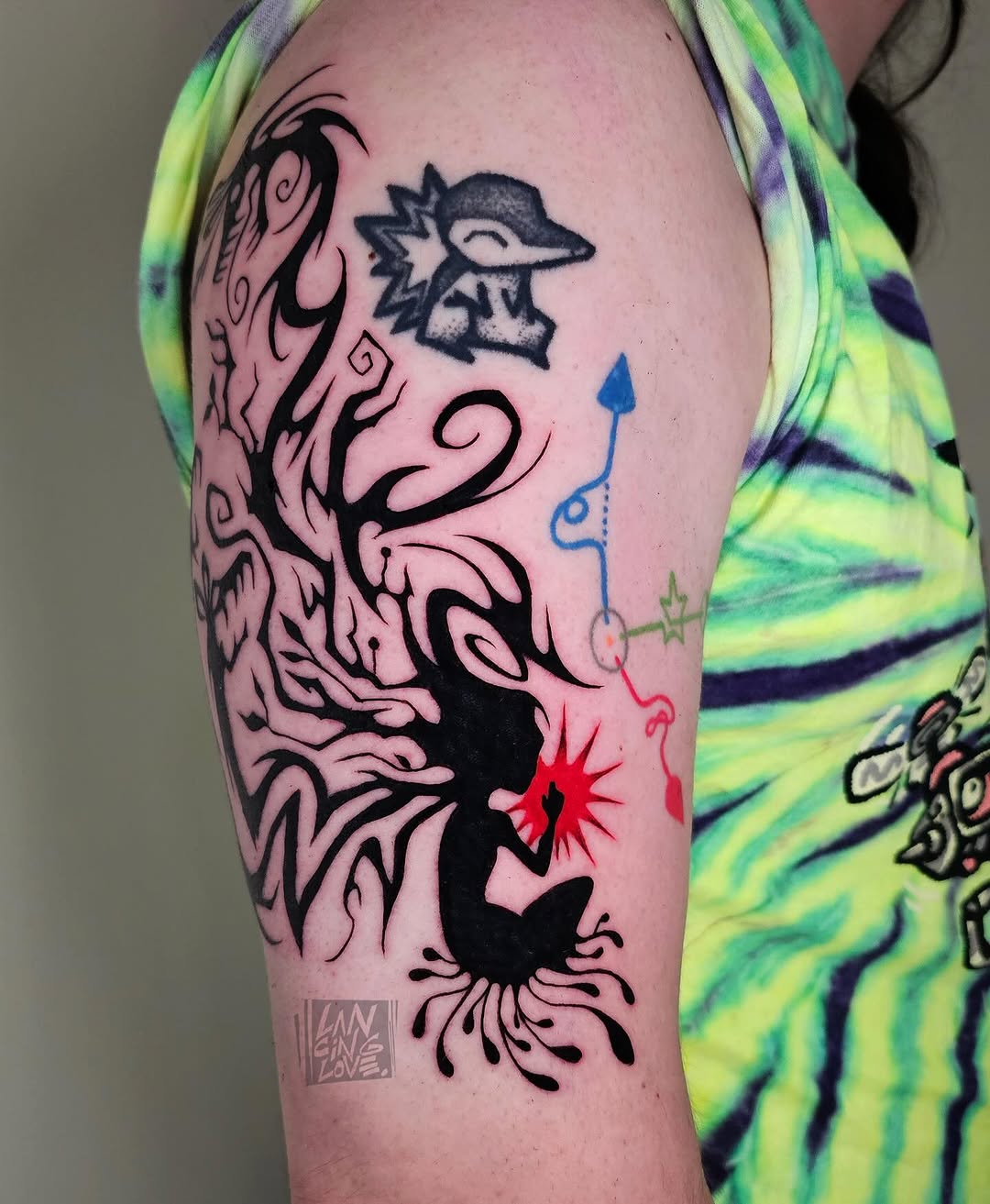 Tattoo by @lancinglove — blackwork