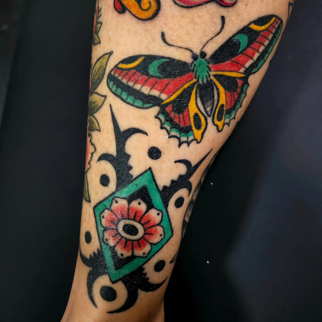 Tattoo by @sweaty.puff — american_traditional, illustrative