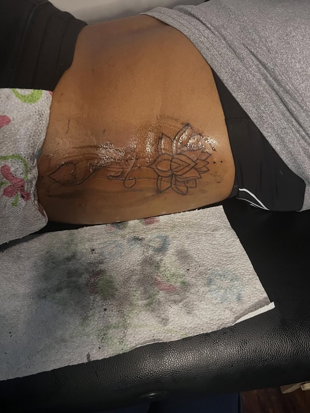 Tattoo by @inkbylaybae โ fine_line