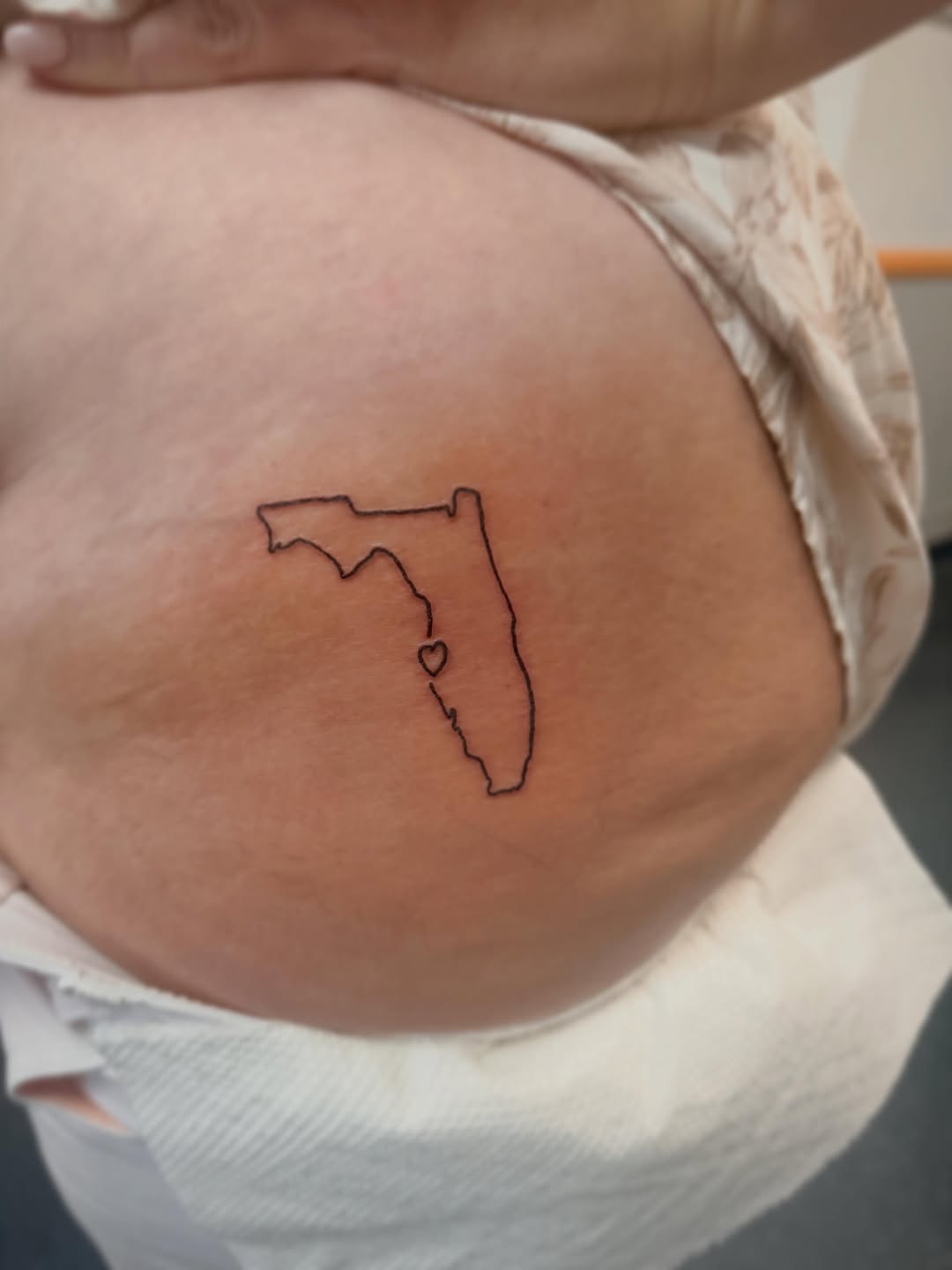 Tattoo by @fromrylanwithblood β fine_line, minimalist