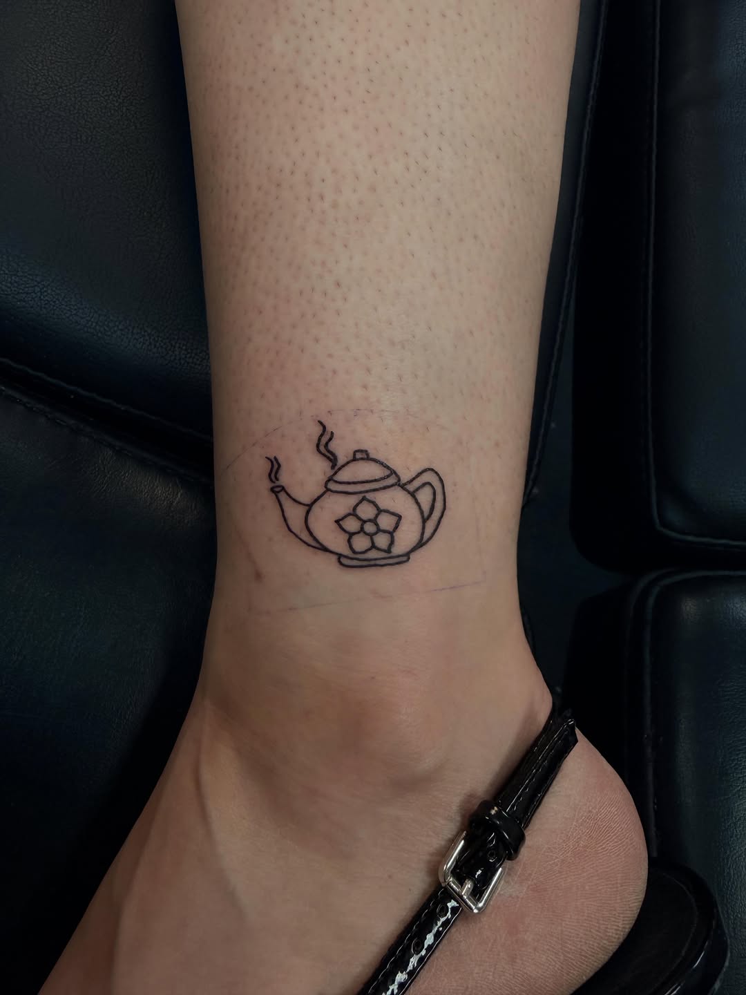 Tattoo by @fromrylanwithblood β fine_line