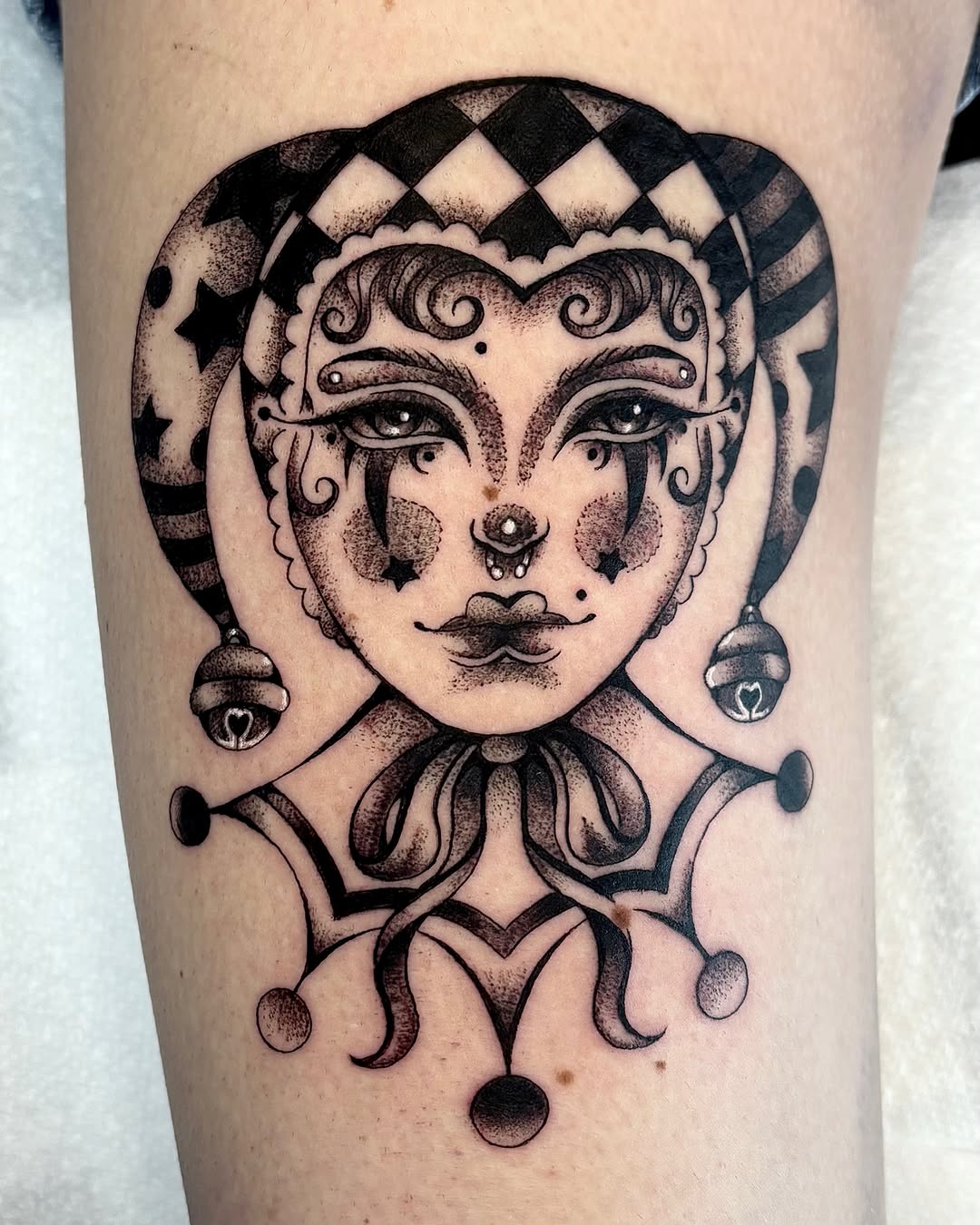 Tattoo by @alexfarsalla — dotwork, black_and_grey