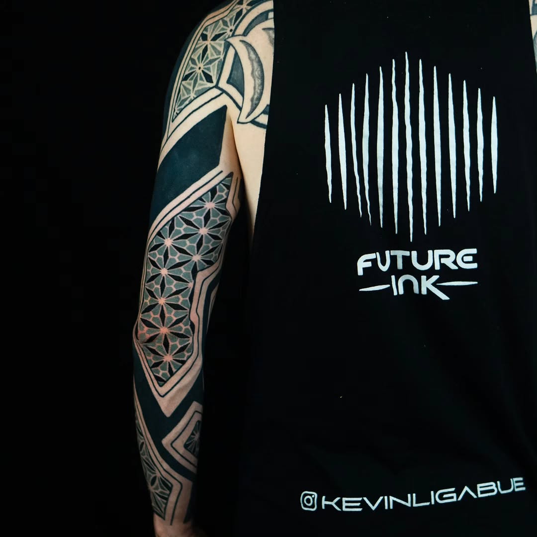 Tattoo by @kevinligabue — geometric, blackwork