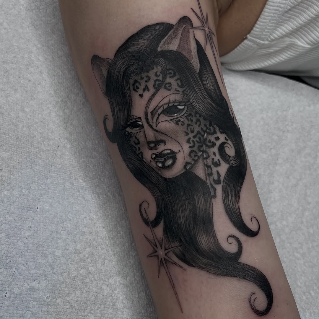 Tattoo by @ashleyworldpeace — neo_traditional, black_and_grey