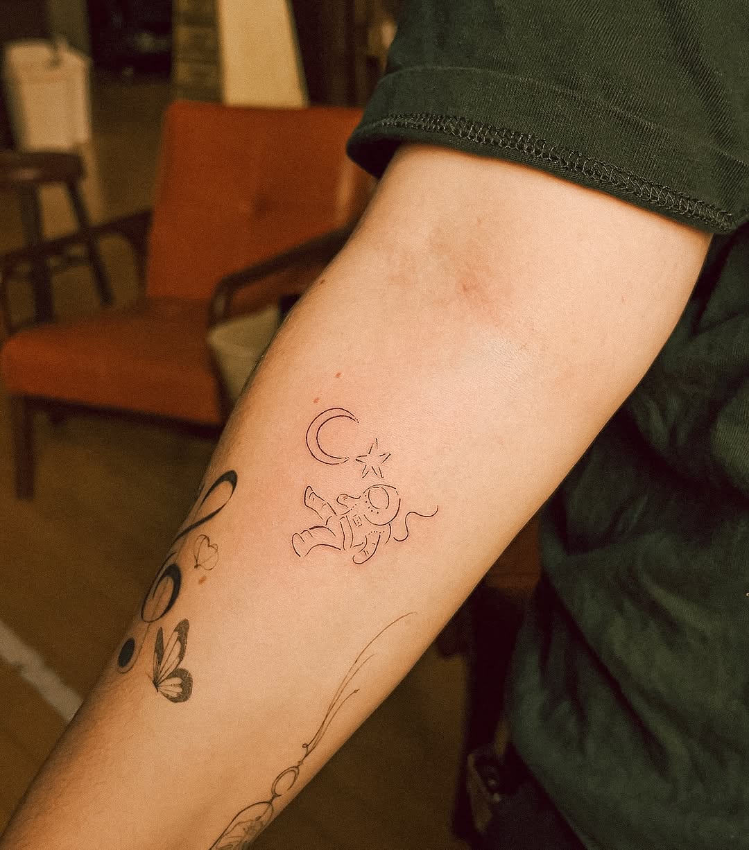 Tattoo by @taurusmoontattoo — fine_line, minimalist